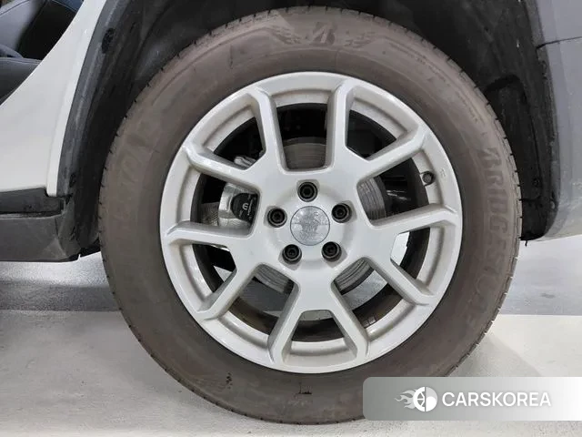 Jeep Renegade id 3037664 из Кореи 9