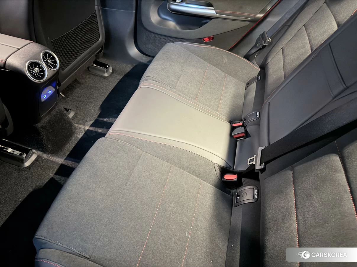 Mercedes-Benz CLA EV id 4479640 из Китая 9
