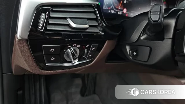 BMW 6 Series GT (G32) id 3302135 из Кореи 9