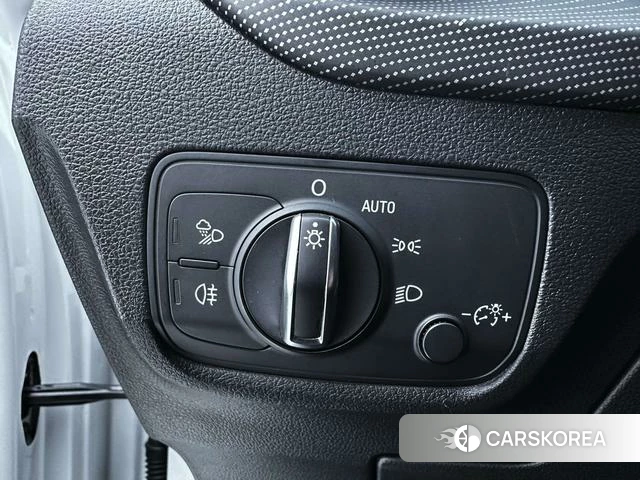 Audi Q2L id 4276473 из Китая 9