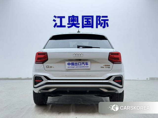 Audi Q2L id 4265948 из Китая 9