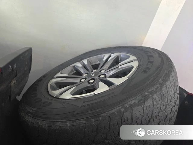 Chevrolet (GM Daewoo) Real New Colorado id 4855174 из Кореи 9