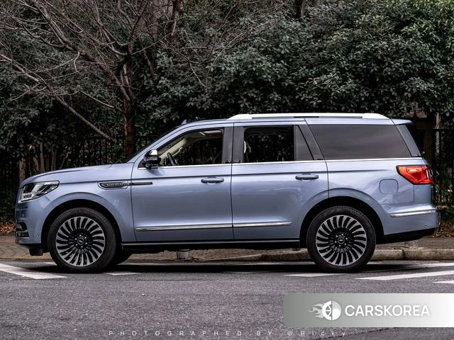 Lincoln Navigator id 4253935 из Китая 9