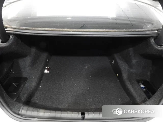 BMW 5 Series (G30) id 3695549 из Кореи 9