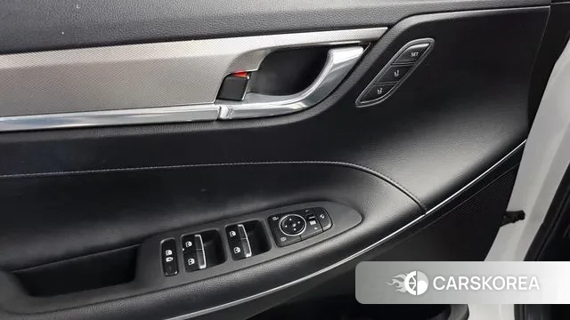 Hyundai The New Grandeur IG id 3736414 из Кореи 9