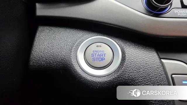 Hyundai Avante AD id 3742952 из Кореи 9