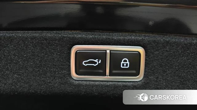 Hyundai Grandeur Hybrid (GN7) id 4880030 из Кореи 9