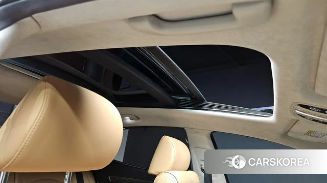 Kia K7 Premier Hybrid id 3844072 из Кореи 9