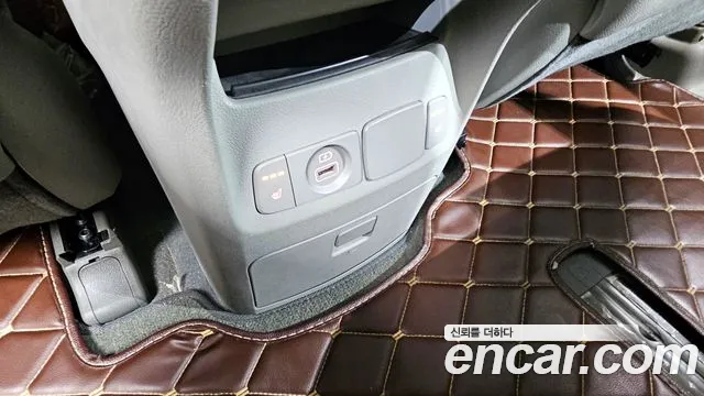 Kia The New Carnival id 2855623 из Кореи 9