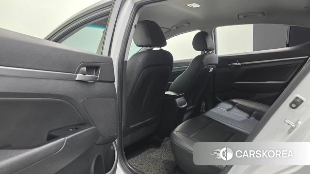 Hyundai The New Avante AD id 3873690 из Кореи 9