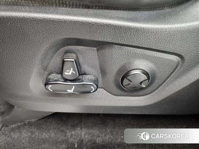 Ssangyong The New Rexton Sports Cannes id 3468450 из Кореи 9