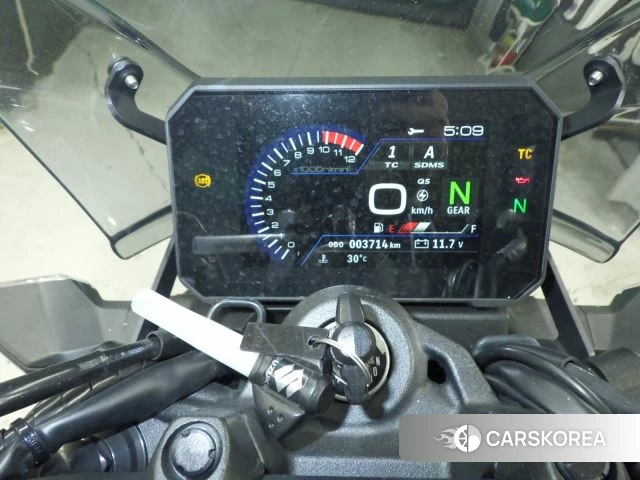 Проданный Suzuki GSX-8S id 4006030 из Японии, фото 9