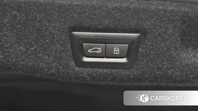 BMW 5 Series (G60) id 4655847 из Кореи 9