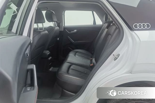 Audi Q2L id 4298140 из Китая 9