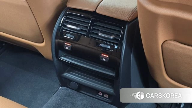 BMW 5 Series (G30) id 3865715 из Кореи 9