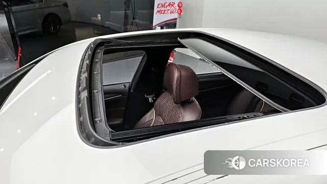 BMW 5 Series (G30) id 3428663 из Кореи 9