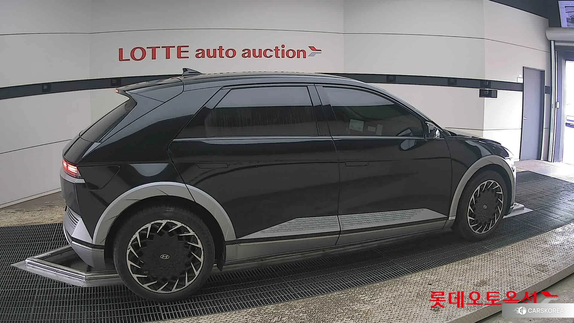 Hyundai IONIQ 5 id 3888324 из Кореи 9