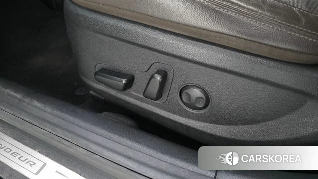 Hyundai The New Grandeur IG id 3923756 из Кореи 9