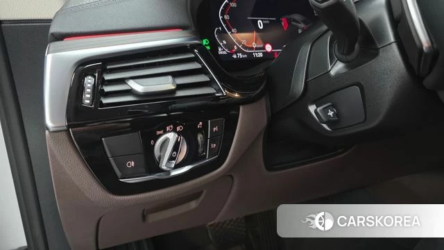 BMW 6 Series GT (G32) id 3864911 из Кореи 9