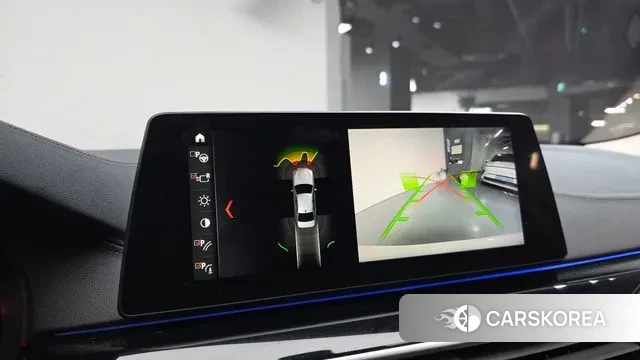 BMW 5 Series (G30) id 3357171 из Кореи 9