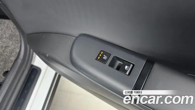 Hyundai Grandeur (GN7) id 2739107 из Кореи 9