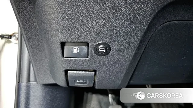 Toyota Prius 4th Generation id 3112196 из Кореи 9