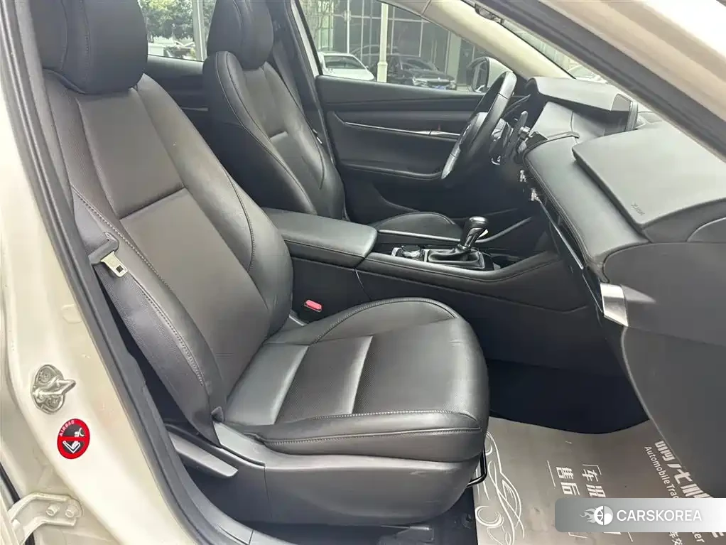 Mazda 3 id 4554124 из Китая 9
