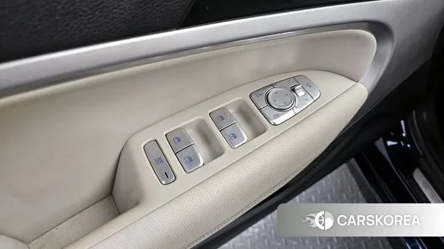 Genesis G70 id 3718469 из Кореи 9