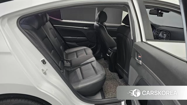 Hyundai The New Avante AD id 3924494 из Кореи 9