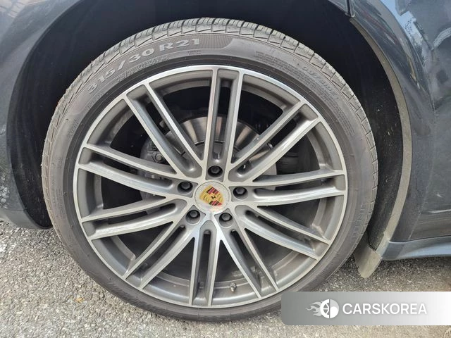 Porsche Panamera (971) id 4654228 из Кореи 9