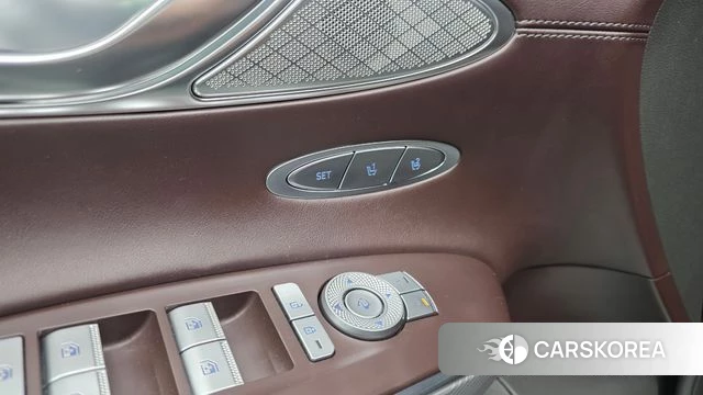 Genesis GV70 id 4231936 из Кореи 9