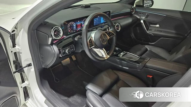Mercedes-Benz A-Class W177 id 4607666 из Кореи 9