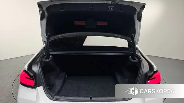 BMW 5 Series (G30) id 4561277 из Кореи 9