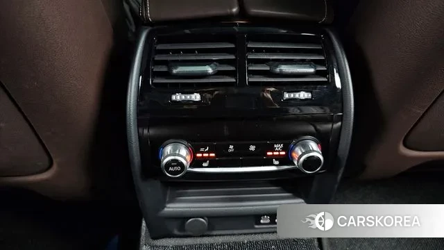 BMW 5 Series (G30) id 3697402 из Кореи 9