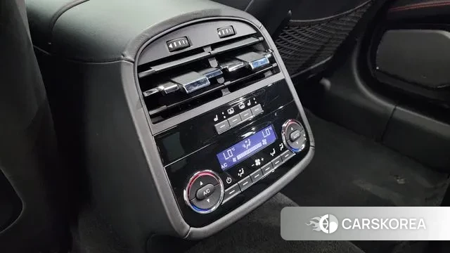 Maserati Quattroporte id 3117936 из Кореи 9