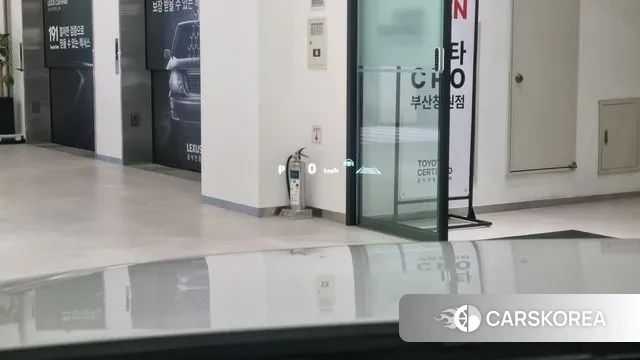 Toyota Camry (XV80) id 3609961 из Кореи 9