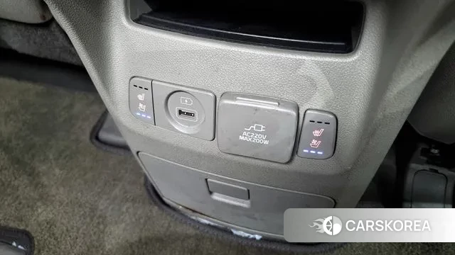 Kia The New Carnival id 2510452 из Кореи 9