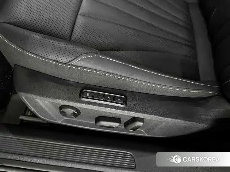 Volkswagen Passat id 4553728 из Китая 9