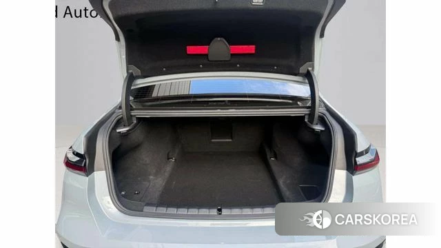 BMW 7 Series (G70) id 3864582 из Кореи 9