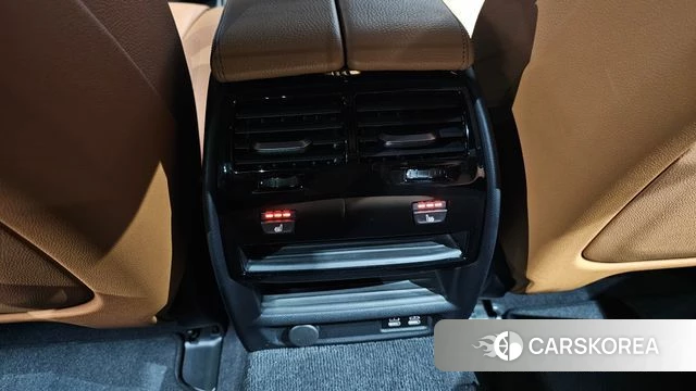 BMW 5 Series (G30) id 3812963 из Кореи 9