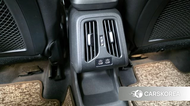 BMW 2 Series Active Tourer (U06) id 3877127 из Кореи 9