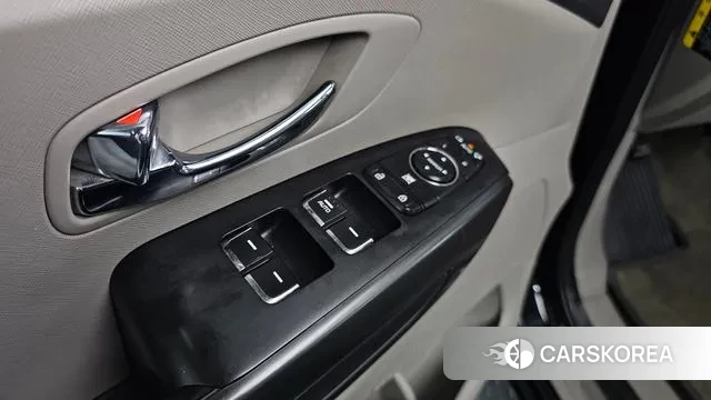 Kia The New Carnival id 3308180 из Кореи 9