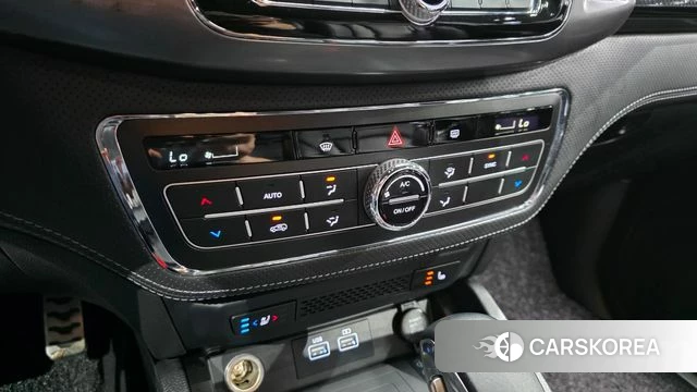 Ssangyong The New Rexton Sports Cannes id 4541250 из Кореи 9
