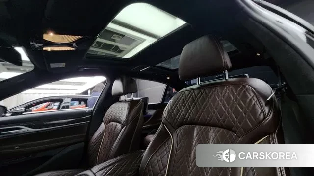 BMW 7 Series (G11) id 3561692 из Кореи 9