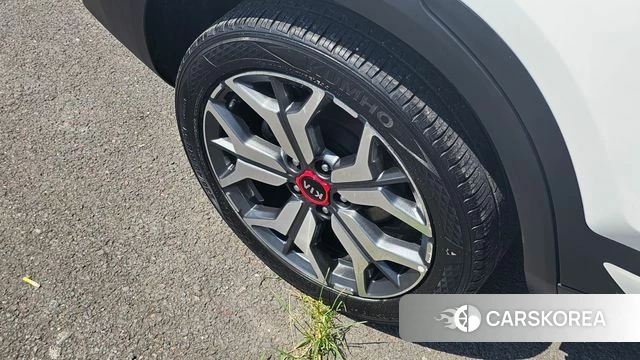 Kia Seltos id 4702871 из Кореи 9