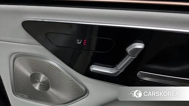 Mercedes-Benz EQS SUV X296 id 3639130 из Кореи 9