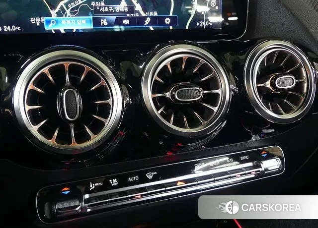 Mercedes-Benz GLA - Class H247 id 3620517 из Кореи 9