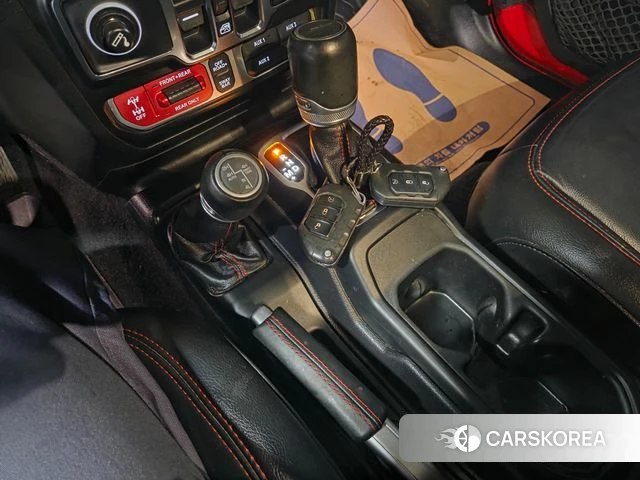 Jeep Gladiator (JT) id 3935606 из Кореи 9