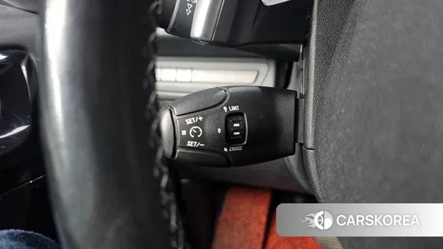 Peugeot 208 id 3773190 из Кореи 9