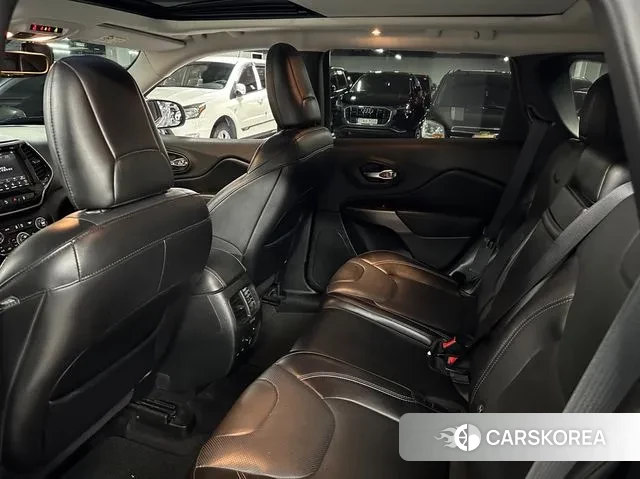 Jeep Cherokee (KL) id 3284118 из Кореи 9